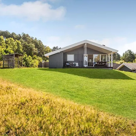 Holiday home Beautiful In With Wifi