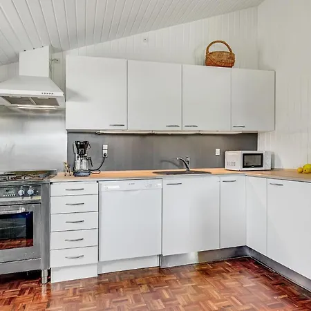 Ferienhaus Beautiful In With Wifi Ebeltoft